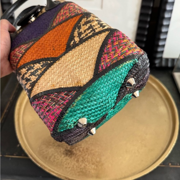 Unique structured woven purse - Picture 6 of 7